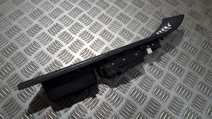 Mazda 6 (2002 - 2005) gj6a684l6 Кнопка стеклоподъемников — фото 2