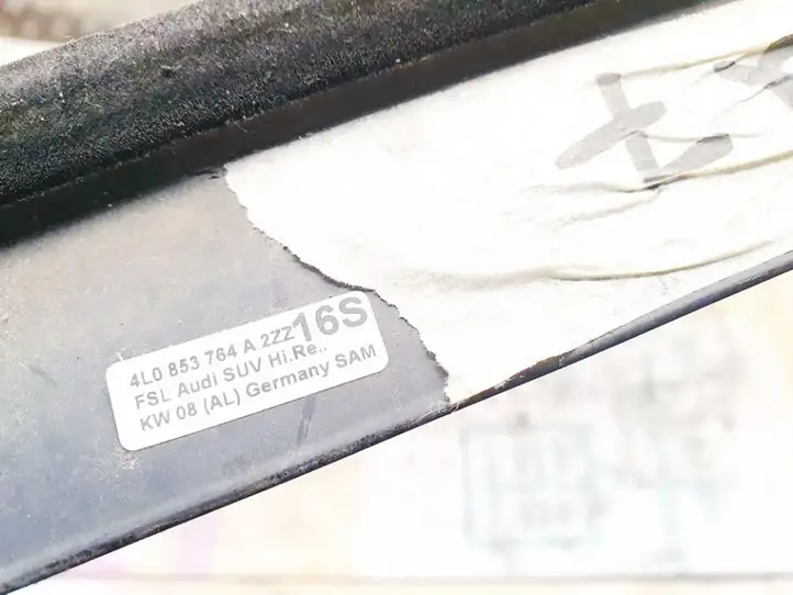 Audi Q7 4L (2005 - 2009) 4l0853764a Накладка стекла задней двери — фото 2