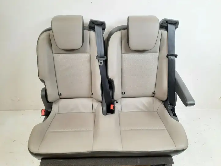 Ford Transit Custom (2014 - ) Второй ряд сидений — фото 2