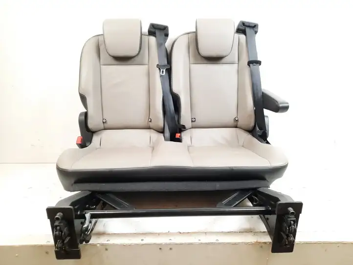 Ford Transit Custom (2014 - ) Второй ряд сидений — фото 4