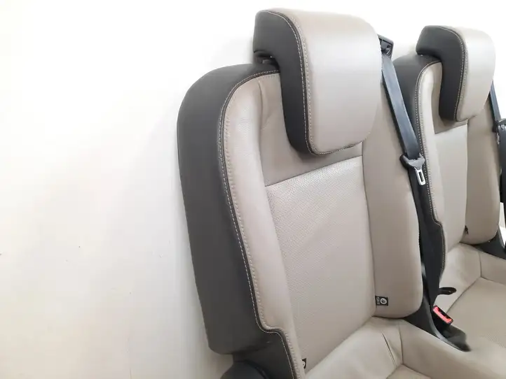 Ford Transit Custom (2014 - ) Второй ряд сидений — фото 6