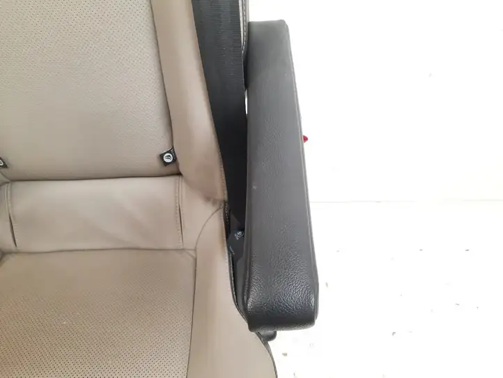 Ford Transit Custom (2014 - ) Второй ряд сидений — фото 22