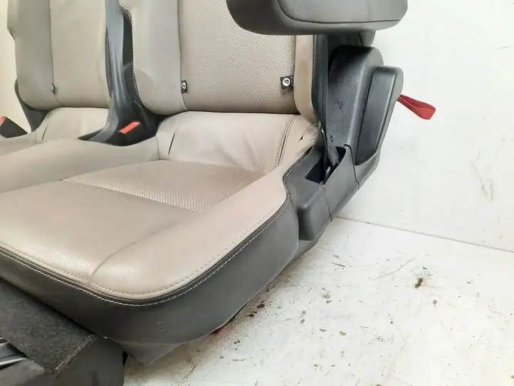 Ford Transit Custom (2014 - ) Второй ряд сидений — фото 24