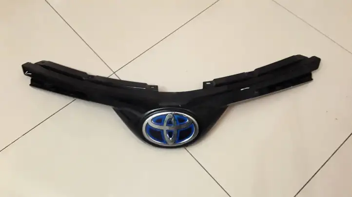 Toyota RAV 4 (XA40) (2012 - 2018) 5310142411 Верхняя решетка радиатора — фото 1