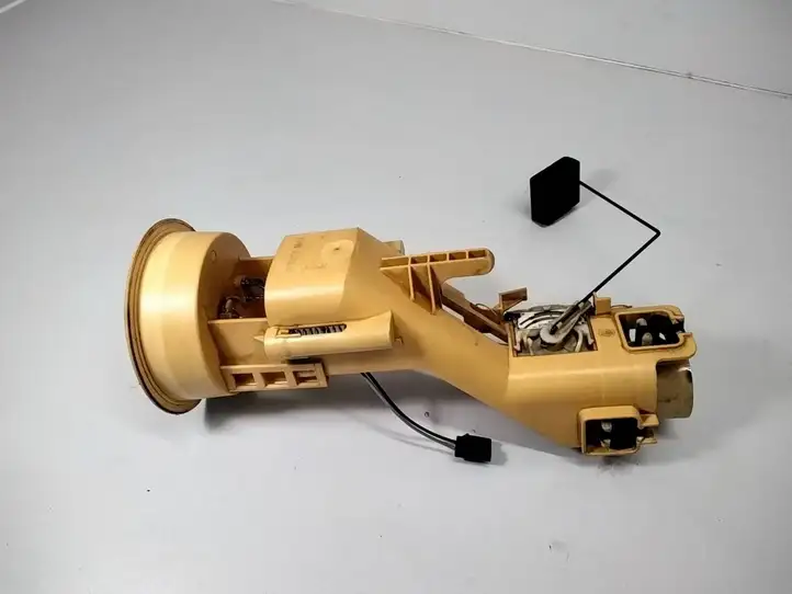 BMW X5 E53 (1999 - 2006)  2779033306 Датчик уровня топлива