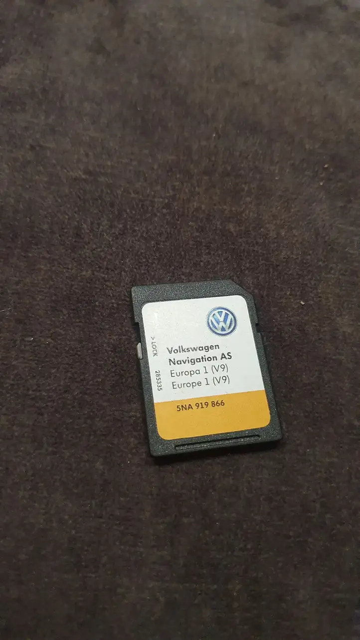 Volkswagen PASSAT B8 (2015 - ) 5NA919866 Навигационные карты CD/DVD — фото 1