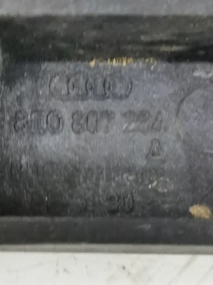 Audi A4 (2000 - 2006)  8E0807234 Передний держатель бампера