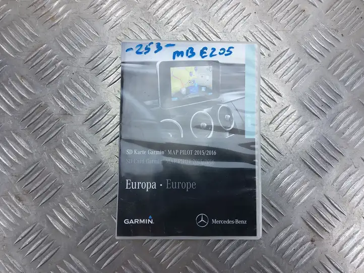 Mercedes-Benz C W205 (2014 - 2021) A2139060303 Навигационные карты CD/DVD — фото 1