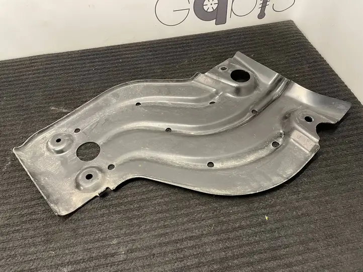 Dodge Ram (2018 - )  6826874AB Другая внешняя деталь