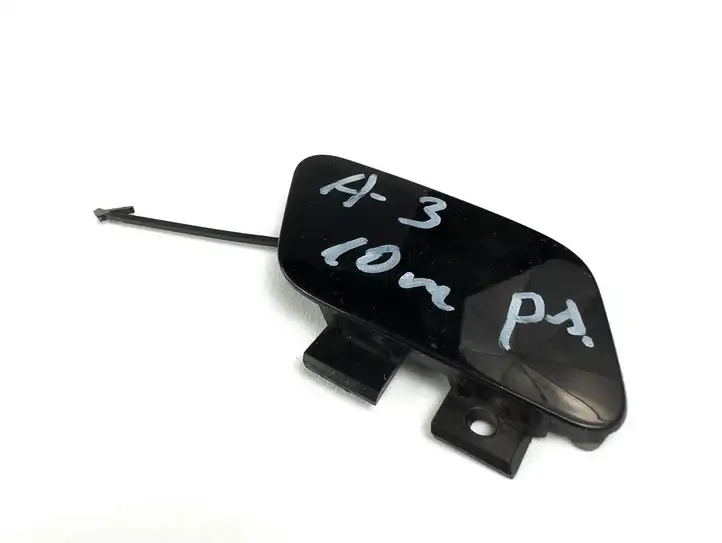 Audi A3/S3 8P (2008 - 2013) 8p0807241b Заглушка буксировочной петли — фото 1
