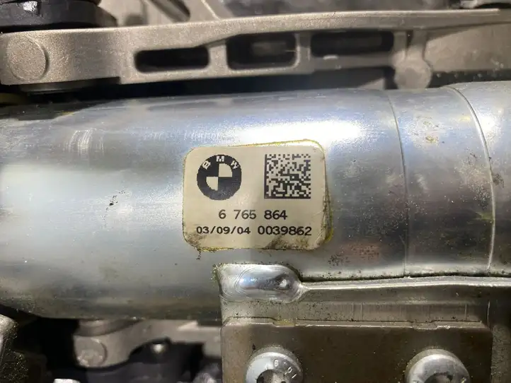 BMW 5 E60 E61 (2004 - 2010) 6765864 Вал рулевой колонки — фото 2