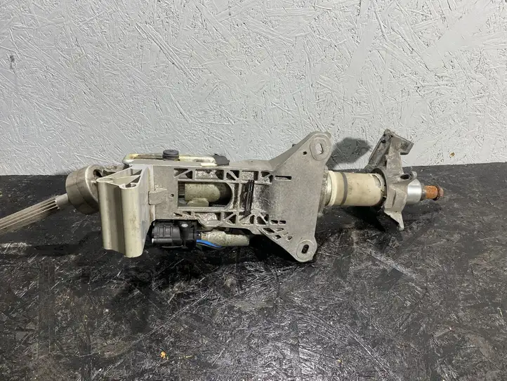 BMW 5 E60 E61 (2004 - 2010) 6765864 Вал рулевой колонки — фото 8