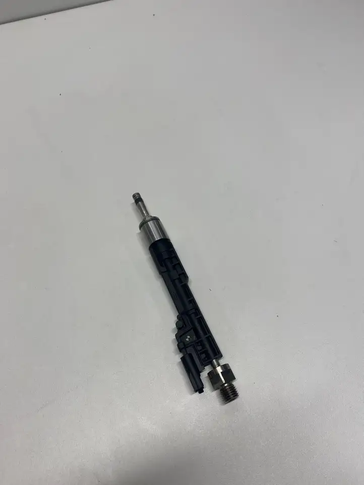 BMW M4 F82 F83 (2014 - 2020)  0261500186 Жиклер (жиклеры) (форсунка (форсунки)