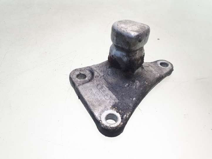 Audi A4 (2000 - 2006)  8E0199343 Кронштейн крепления двигателя