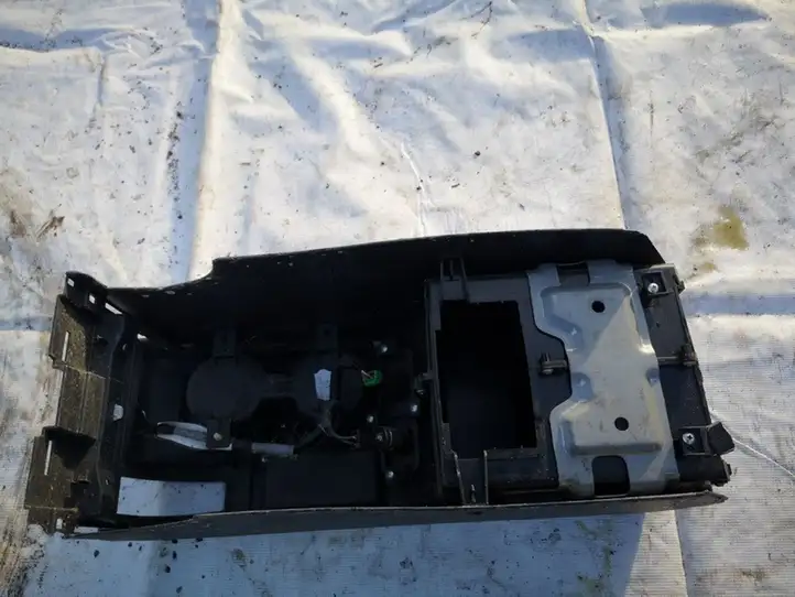 Honda CR-V (2006 - 2009) 83442swae010m1 Передний подстаканник — фото 3