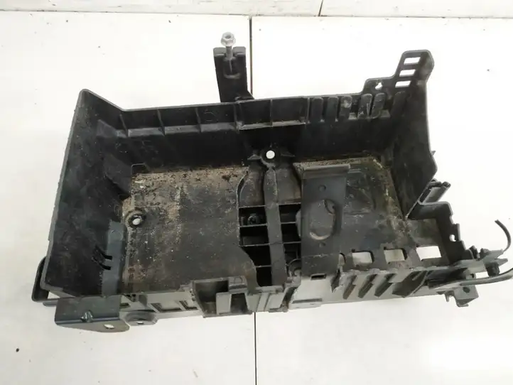 Opel Astra J (2009 - 2012) 13354420 Ящик аккумулятора — фото 1