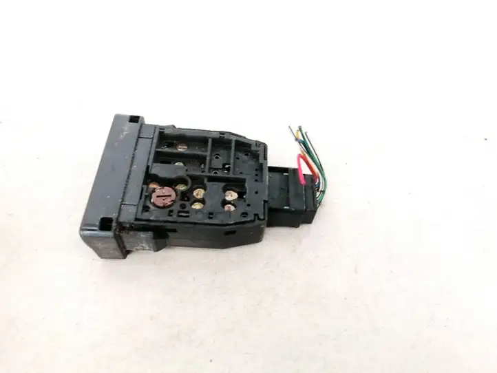 Toyota Prius (XW20) (2003 - 2009) 15A685 Кнопка ручного тормоза — фото 2