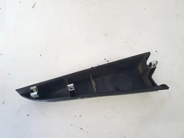 Toyota Avensis Verso (2004 - 2009) 6749244050 Накладка бокового динамика — фото 3
