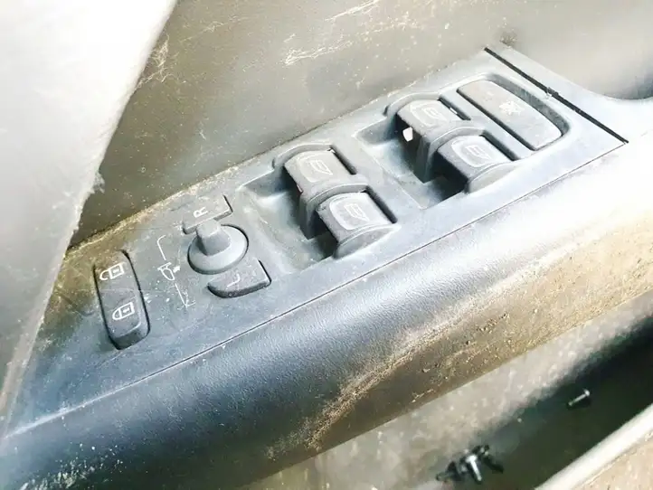 Volvo V70 (2007 - 2013) Блок кнопок стеклоподъемников — фото 2