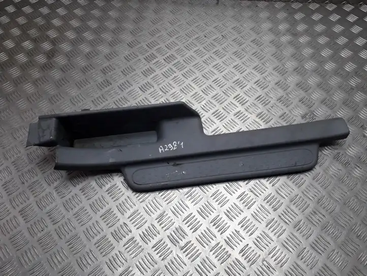Toyota Yaris Verso (1999 - 2005) 6791352030 Внутренняя отделка переднего порога — фото 1