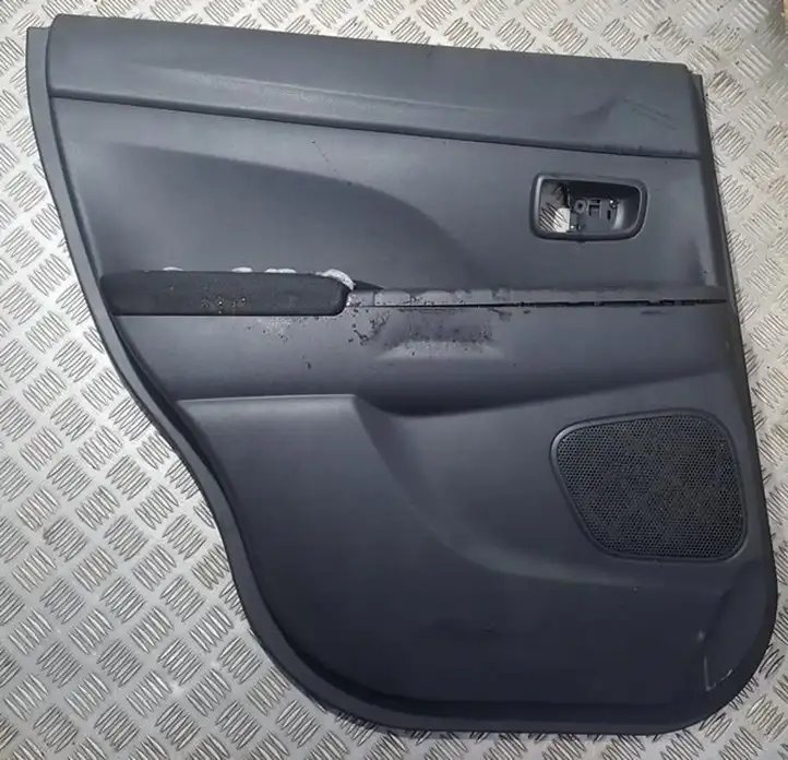Mitsubishi ASX (2010 - 2016) k054ammcg3x45 Обшивка задней двери — фото 1