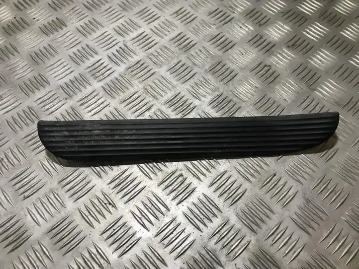 Nissan Almera (2000 - 2006) 769b3bu000 Внутренняя отделка заднего порога — фото 1