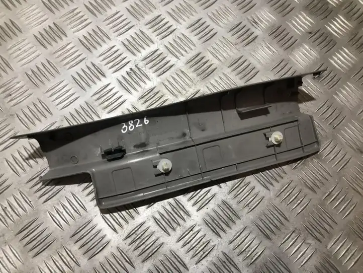 Nissan X-Trail T30 (2001 - 2007) 769548h300 Внутренняя отделка заднего порога — фото 2
