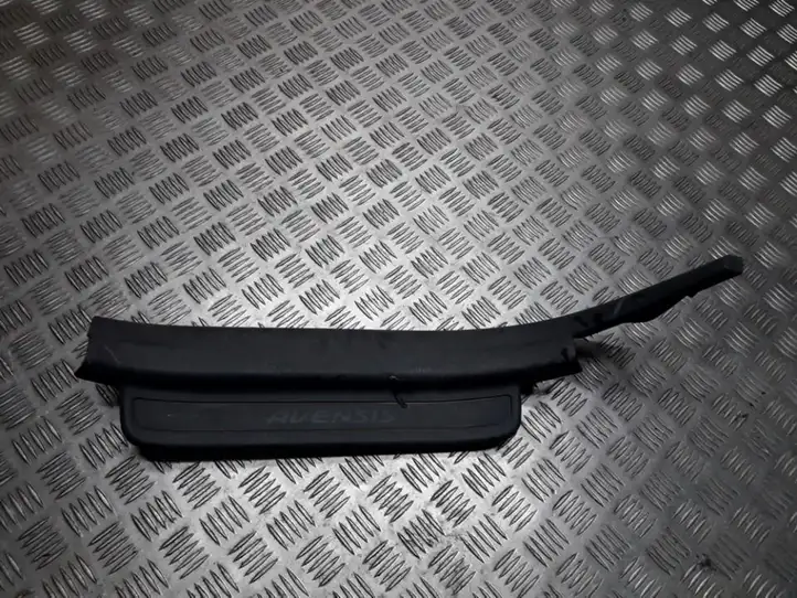 Toyota Avensis T250 (2006 - 2009) 6791805030 Внутренняя отделка заднего порога — фото 1
