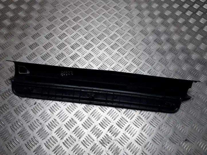 Toyota Avensis T250 (2006 - 2009) 6791305030 Внутренняя отделка переднего порога — фото 2