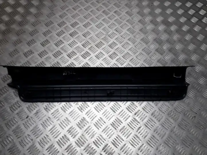 Toyota Avensis T250 (2006 - 2009) 6791405030 Внутренняя отделка переднего порога — фото 2