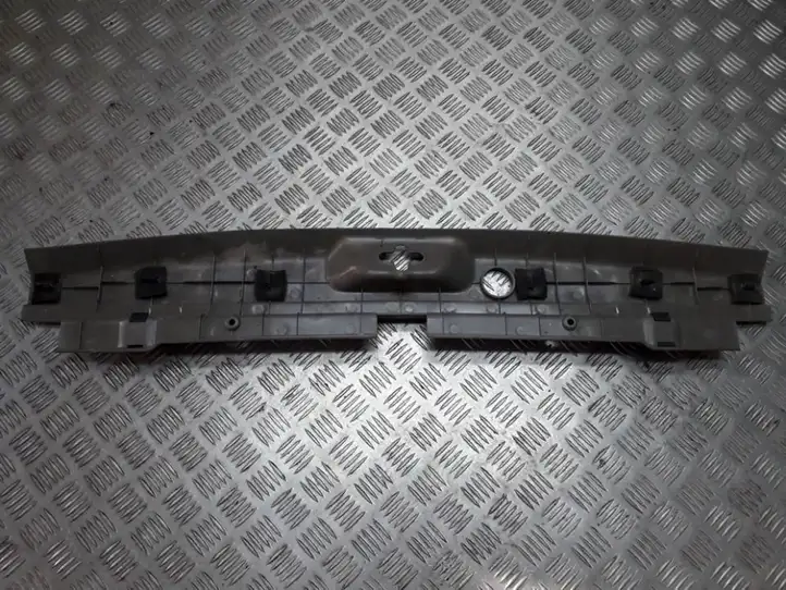 Hyundai Santa Fe (2000 - 2005) 8577026000 Отделка порога багажника — фото 2