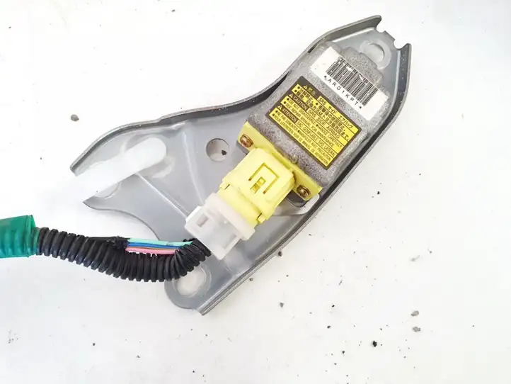 Toyota Avensis Verso (2004 - 2009) 8986044010 Датчик удара SRS — фото 2