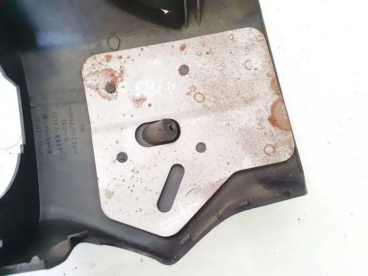 Toyota Avensis Verso (2004 - 2009) 4528728391 Обшивка рулевой колонки — фото 3