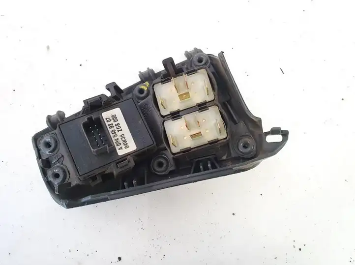 Mercedes-Benz Sprinter W901 W902 W903 W904 (1995 - 2007) A045459207 Блок кнопок стеклоподъемников — фото 3