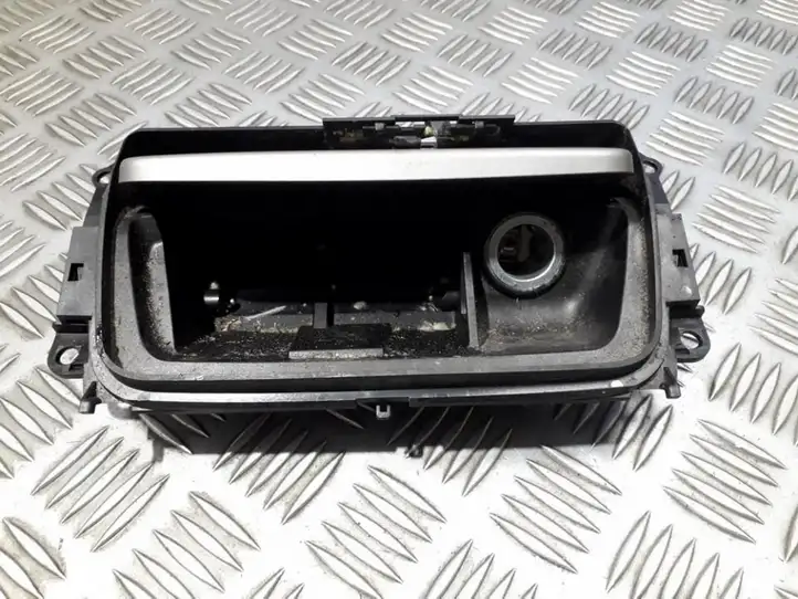 BMW 3 E90 E91 (2005 - 2012) 51167078571 Передняя пепельница — фото 2