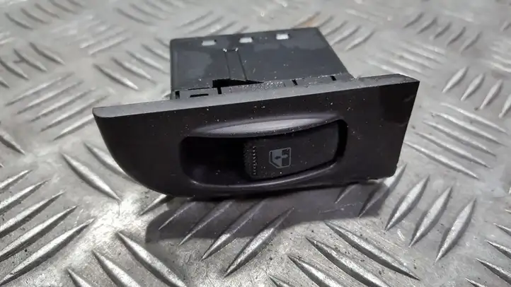 Hyundai Trajet (2000 - 2004) 621w03710 Кнопка стеклоподъемников — фото 1