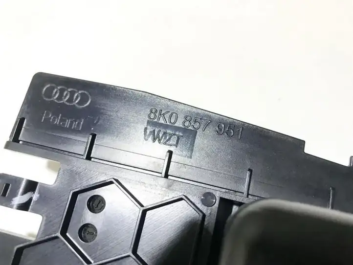 Audi A5 8T 8F (2007 - 2011) 8k0857951 Передняя пепельница — фото 3