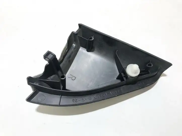Toyota Corolla E120 E130 (2004 - 2007) 6749112460 Накладка бокового динамика — фото 2