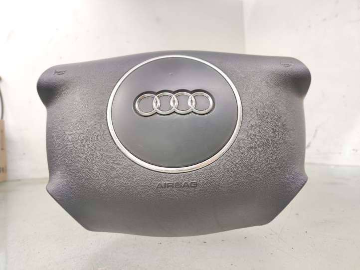 8P0880201D Audi A3 S3 8P Vairo oro pagalvė