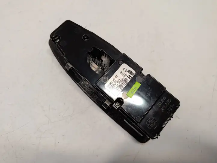 BMW 3 F30 F35 F31 (2012 - 2018) 9238239 Блок кнопок стеклоподъемников — фото 2