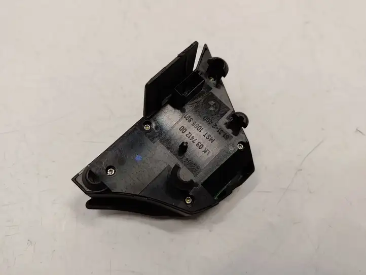 BMW 5 E39 (1996 - 2003) 61312490233 Кнопки на рулевом колесе — фото 2
