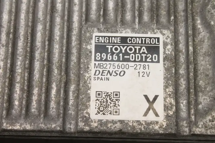Toyota Yaris (2014 - 2019) 896610DT20 Комплект системы зажигания — фото 7