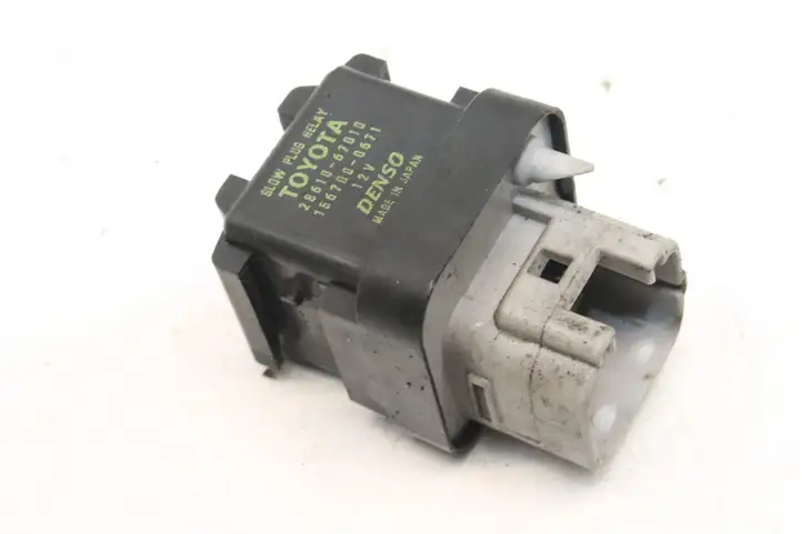 Toyota Corolla Verso E121 (2004 - 2007) 2861067010 Реле накала свечей — фото 2
