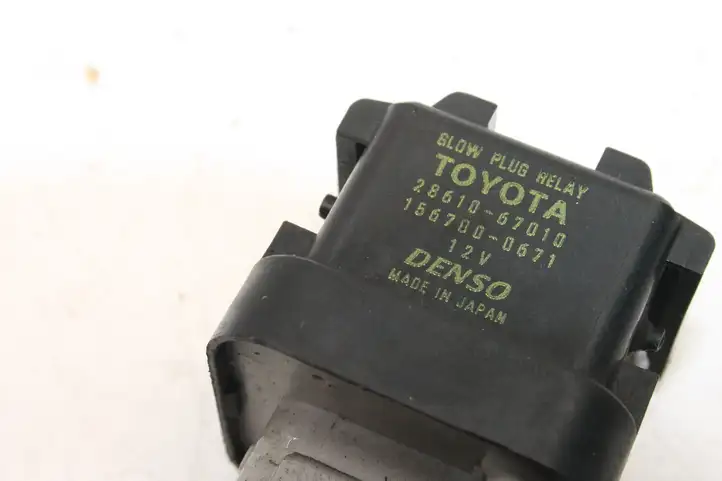 Toyota Corolla Verso E121 (2004 - 2007) 2861067010 Реле накала свечей — фото 4