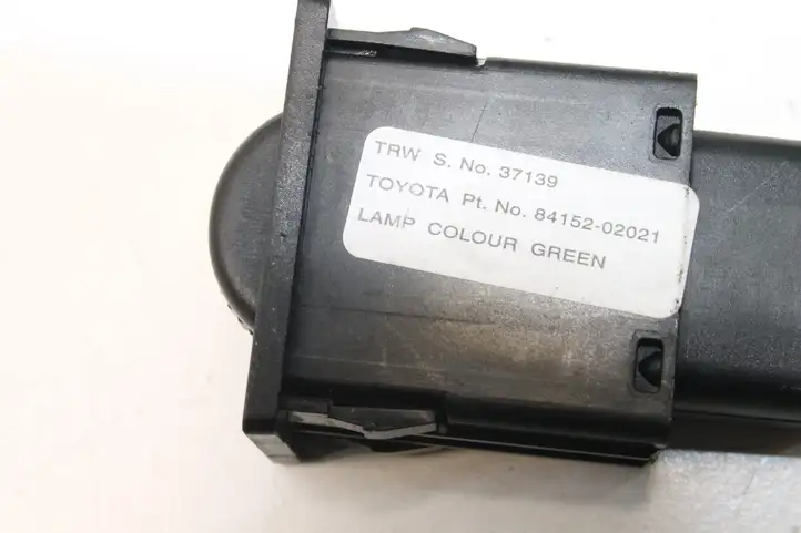Toyota Corolla Verso E121 (2004 - 2007) 8415202021 Включатель регулировки высоты фонарей — фото 4