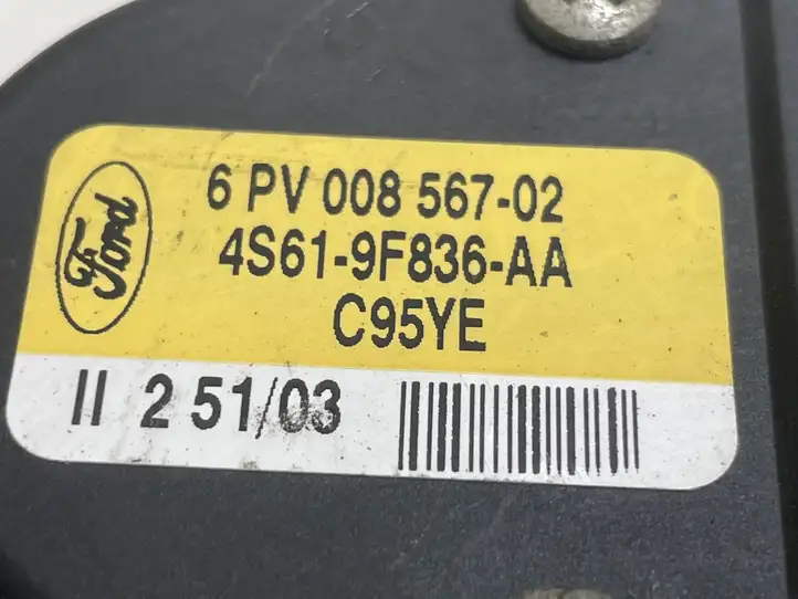 Ford Fusion (2002 - 2005) 4S619F836AA Педаль акселератора — фото 4