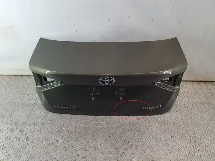 Toyota Corolla E210 E21 (2018 - ) 6440102F30 Крышка багажника — фото 1