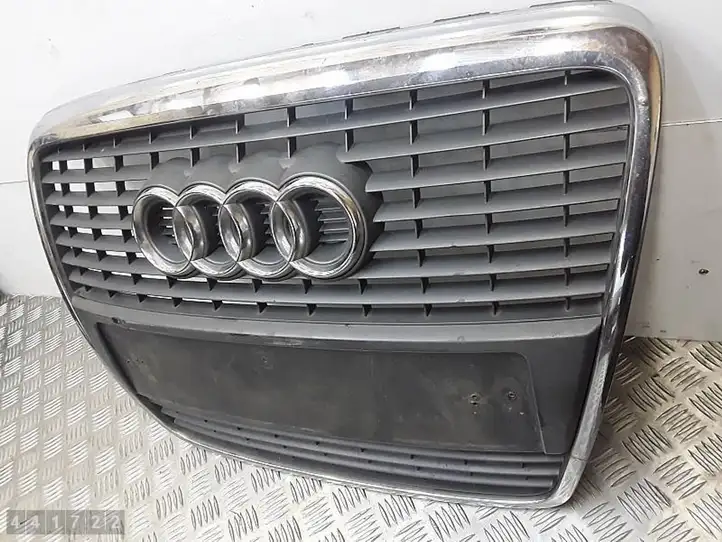 Audi A6 S6 C6 4F (2008 - 2011) 4F0853651S Верхняя решетка радиатора — фото 2