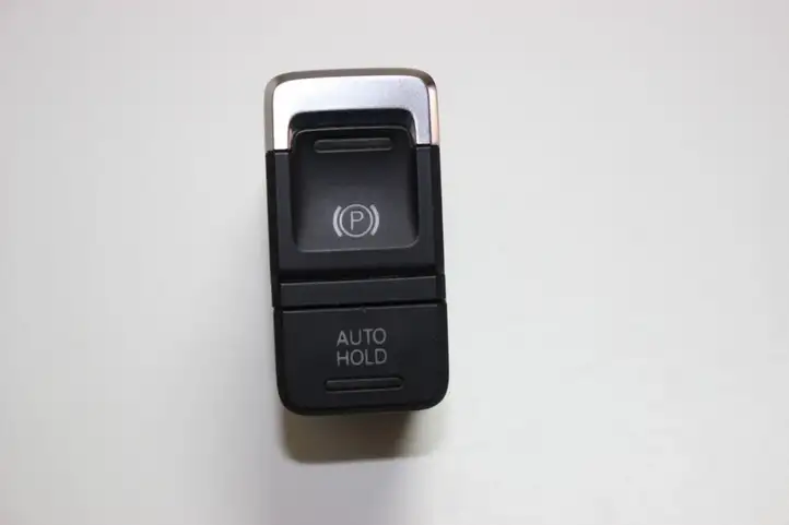 Volkswagen Touareg II (2010 - 2018) 7P2927225A Кнопка ручного тормоза — фото 1