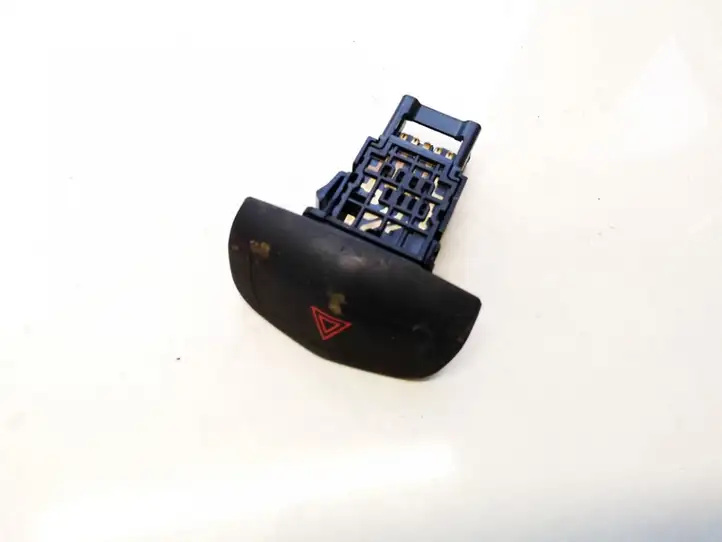 Nissan Primera (2001 - 2008) niles06016 Включатель аварийных фонарей — фото 1